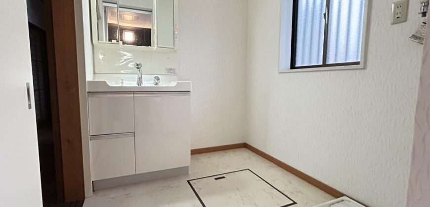 Casa à venda em Okazaki, Kamoda por ¥74,000/mês