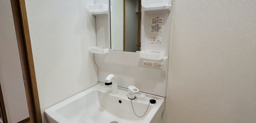 Apartamento à venda em Okazaki por ¥27,000/mês