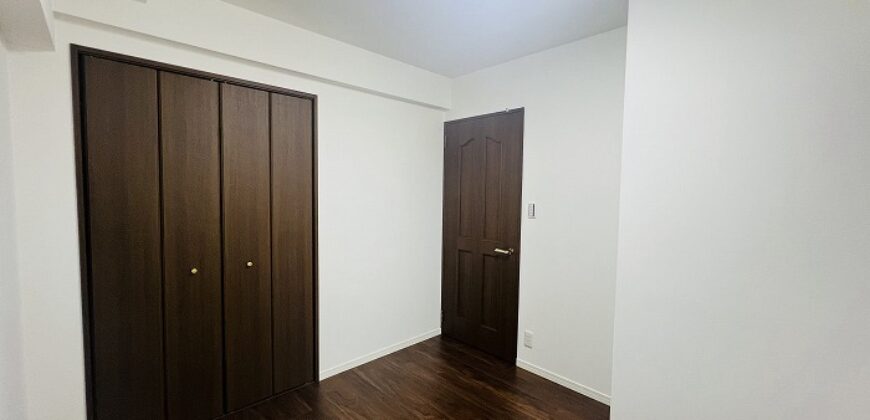 Apartamento à venda em Anjo por ¥71,000/mês
