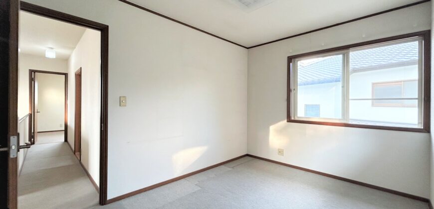 Casa à venda em Komaki, Shiroyama por ¥71,000/mês