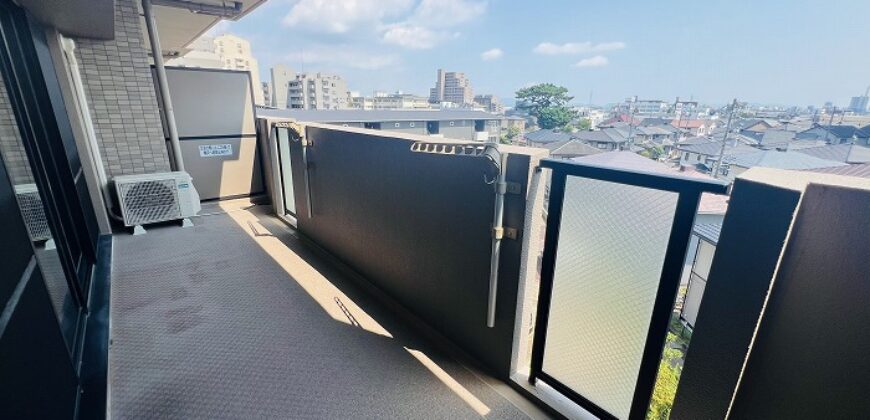 Apartamento à venda em Anjo por ¥71,000/mês