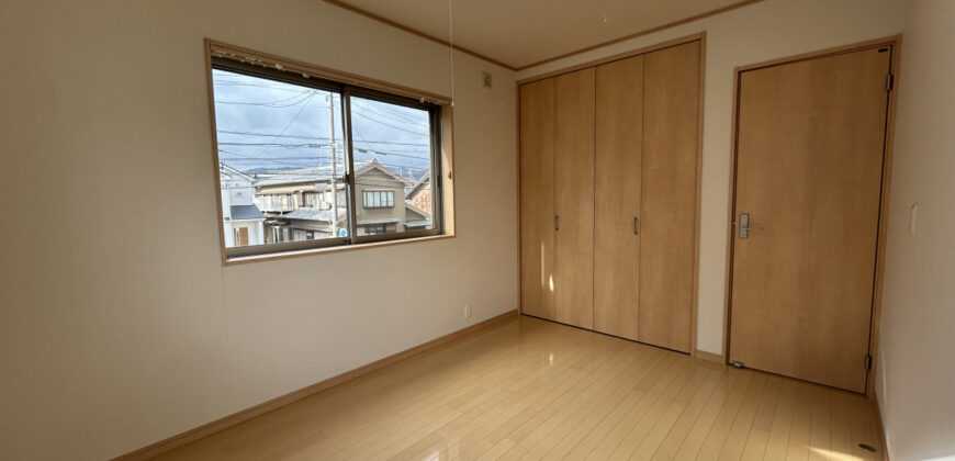 Casa à venda em Toyokawa, Tamedocho por ¥96,000/mês