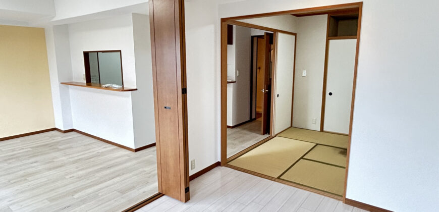 Apartamento à venda em Toyota por ¥57,000/mês