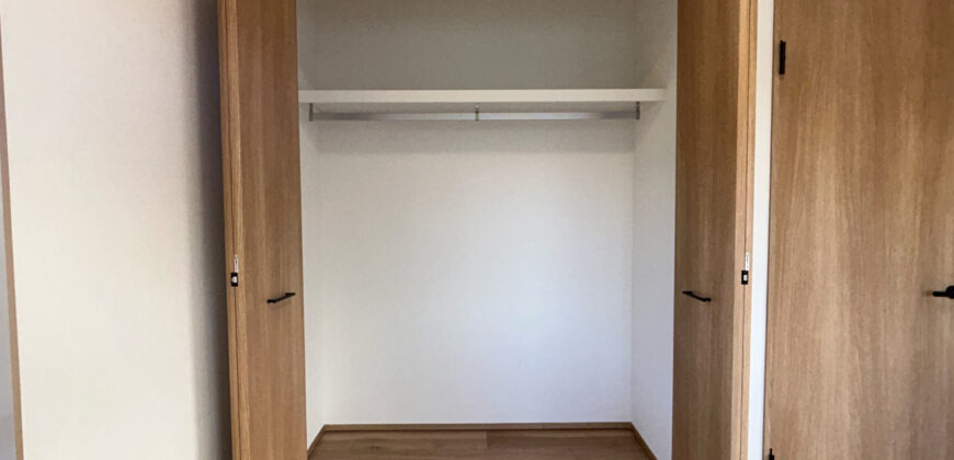 Casa à venda em Toyokawa, Shimonogawacho por ¥68,000/mês
