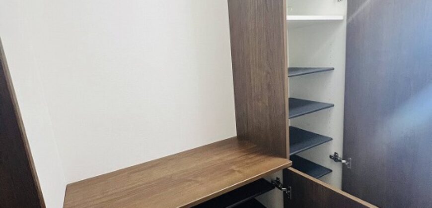 Apartamento à venda em Anjo por ¥71,000/mês