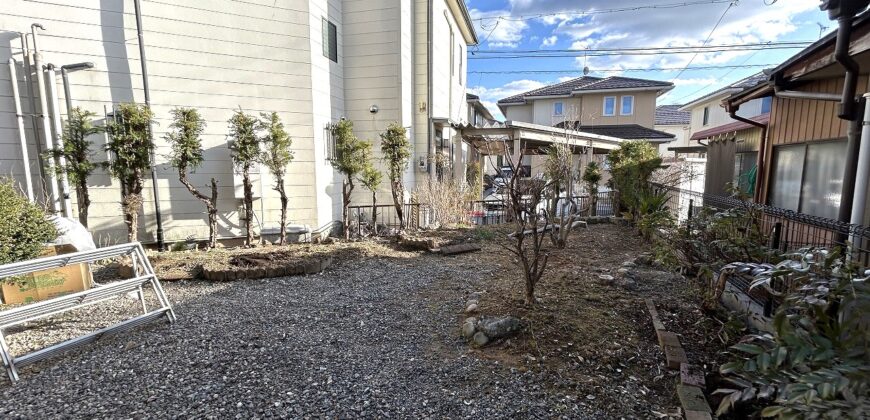 Casa à venda em Misaki por ¥23,000/mês