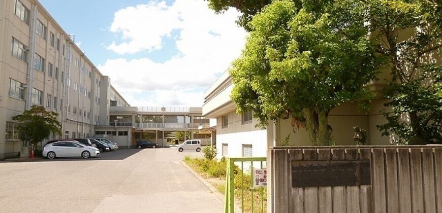 Casa à venda em Ogaki, Ryokuen por ¥68,000/mês