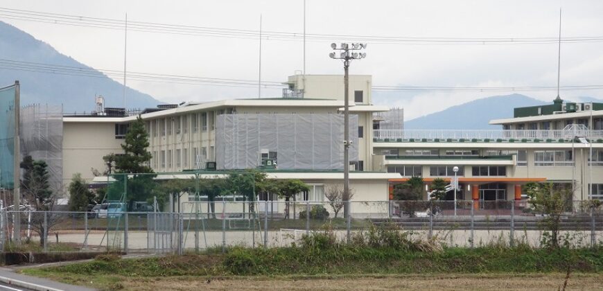 Casa à venda em Yoro, Oba por ¥34,000/mês