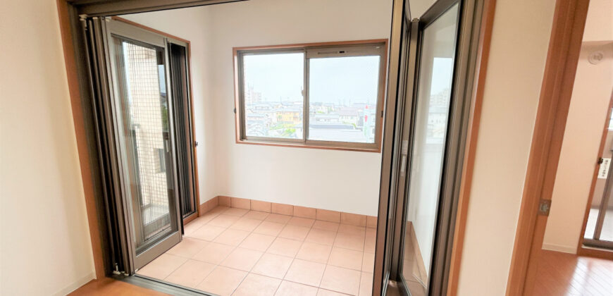 Apartamento à venda em Handa por ¥61,000/mês