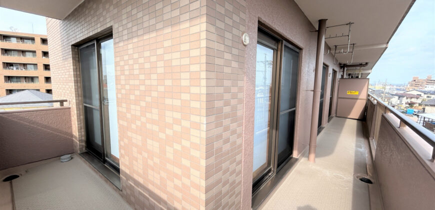 Apartamento à venda em Ichinomiya por ¥46,000/mês