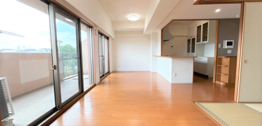 Apartamento à venda em Handa por ¥61,000/mês