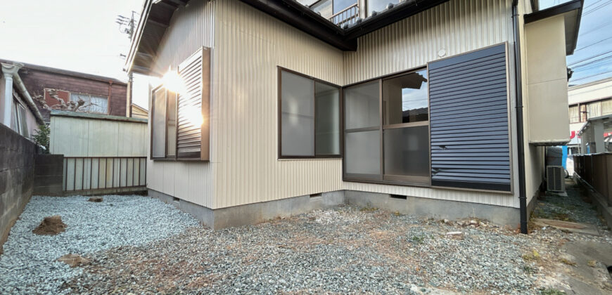 Casa à venda em Hamamatsu por ¥68,000/mês