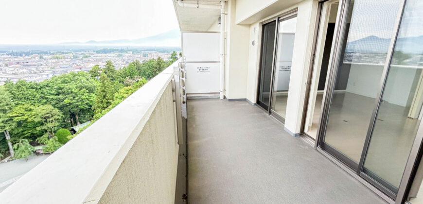 Apartamento à venda em Gotemba por ¥71,000/mês