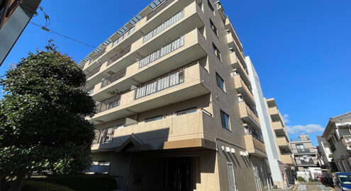 Apartamento à venda em Numazu por ¥44,000/mês