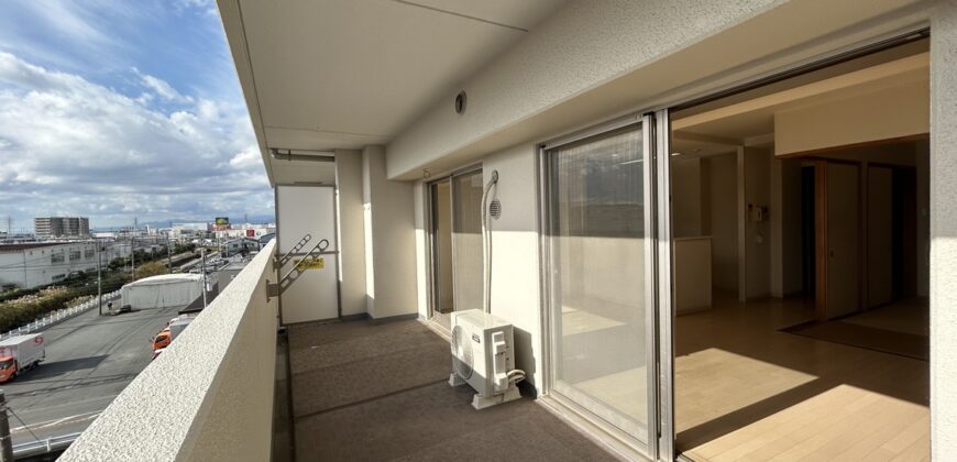 Apartamento à venda em Numazu por ¥65,000/mês