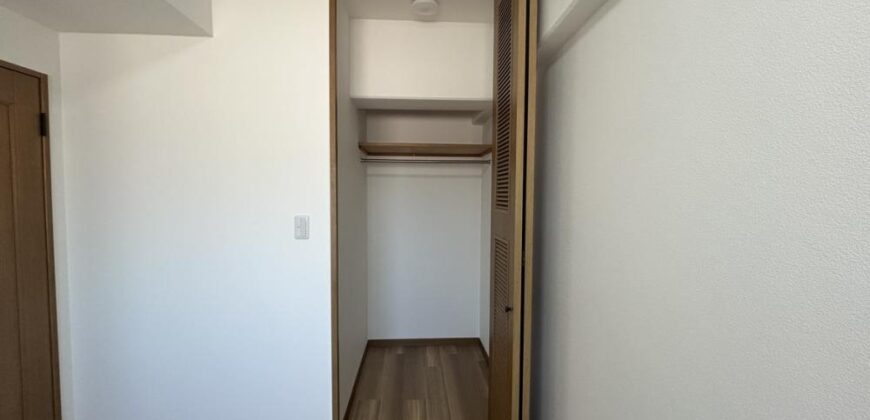 Apartamento à venda em Susono por ¥47,000/mês