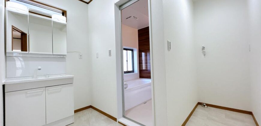 Casa à venda em Hamamatsu, Handayama por ¥71,000/mês