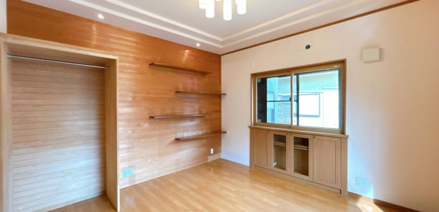 Casa à venda em Yokkaichi, Higashitarusakacho por ¥54,000/mês