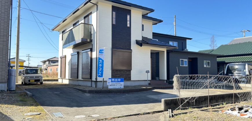 Casa à venda em Niihama, Kakio por ¥46,000/mês