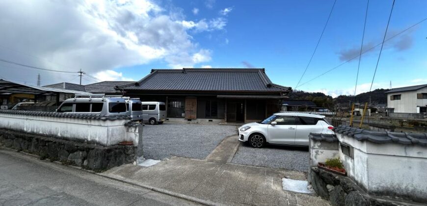 Casa à venda em Niihama, Shimoizumicho por ¥54,000/mês