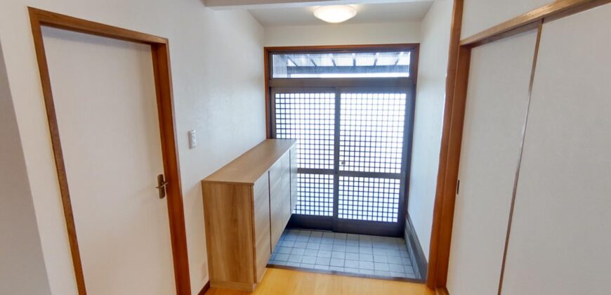 Casa à venda em Tokushima, Kamiyamachi por ¥46,000/mês