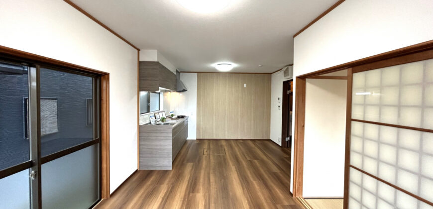 Casa à venda em Shikokuchuo, Kamikashicho por ¥24,000/mês