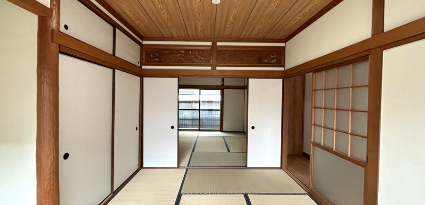 Casa à venda em Niihama, Minamikomatsubaracho por ¥40,000/mês