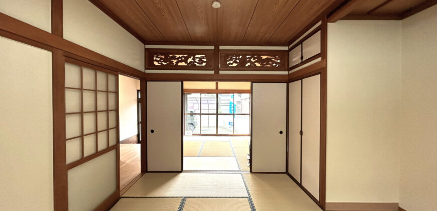 Casa à venda em Niihama, Minamikomatsubaracho por ¥40,000/mês