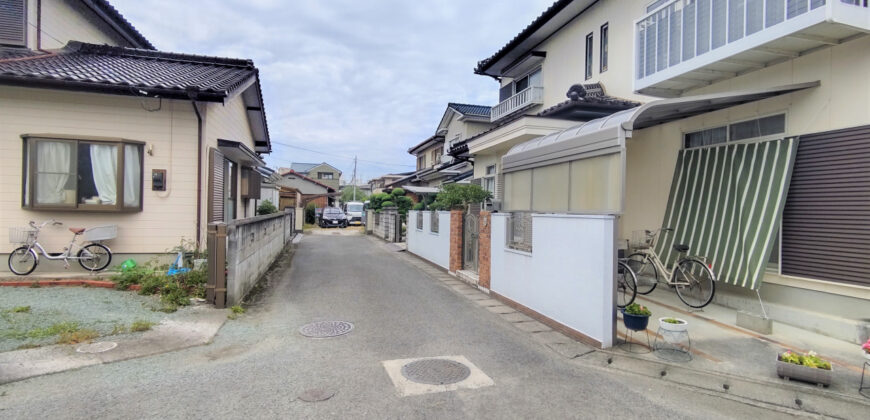 Casa à venda em Niihama, Minamikomatsubaracho por ¥40,000/mês