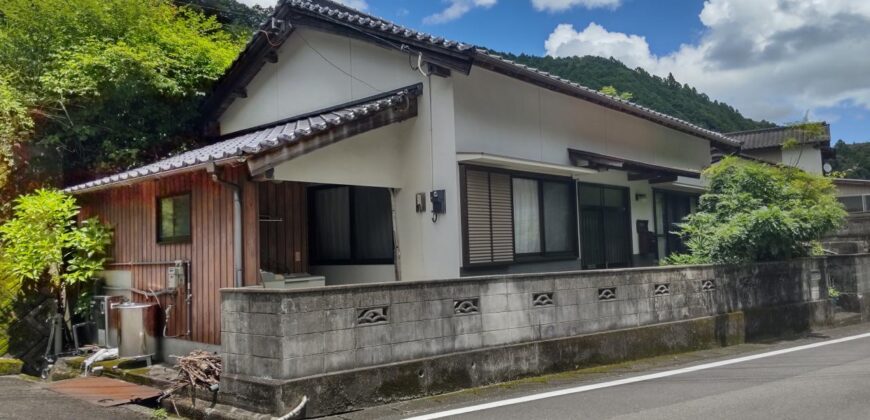 Casa à venda em Tsuno, Takaoka por ¥8,000/mês