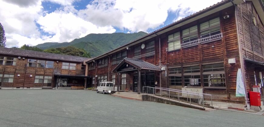 Casa à venda em Tsuno, Takaoka por ¥8,000/mês