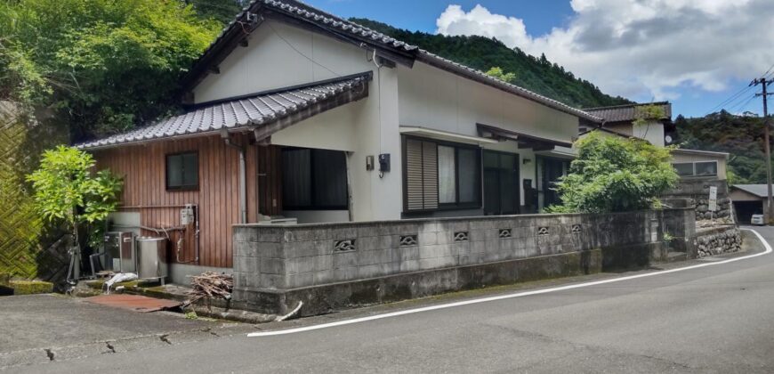 Casa à venda em Tsuno, Takaoka por ¥8,000/mês