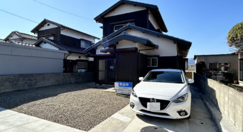 Casa à venda em Saijo, Shufu por ¥34,000/mês