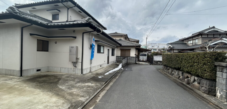 Casa à venda em Seiyo, Uwacho por ¥51,000/mês