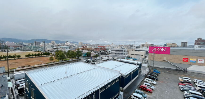 Apartamento à venda em Fukui, Fukui por ¥40,000/mês