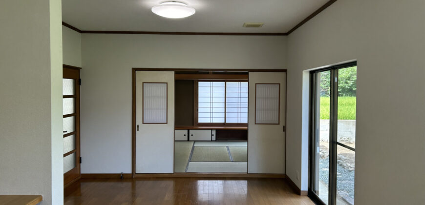 Casa à venda em Uchiko, Kitagun por ¥40,000/mês