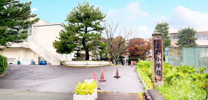 Casa à venda em Tsu, Higashisenti  por ¥49,000/mês
