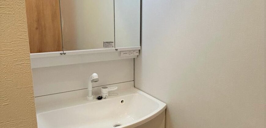 Casa à venda em Tsu, Higashisenti  por ¥49,000/mês