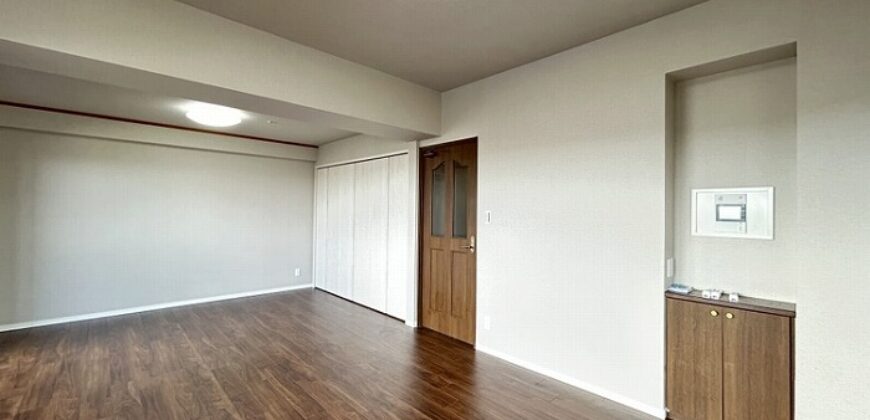 Apartamento à venda em Yokkachi, Tomisuhara por ¥60,000/mês