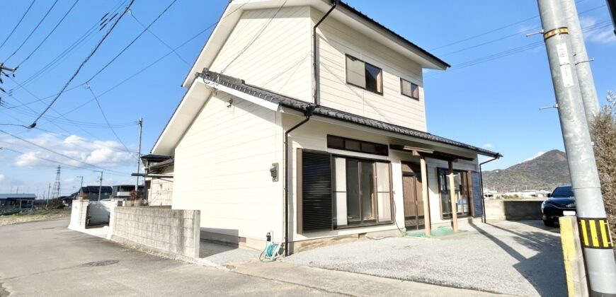 Casa à venda em Nakatadogun, Mannou por ¥43,000/mês