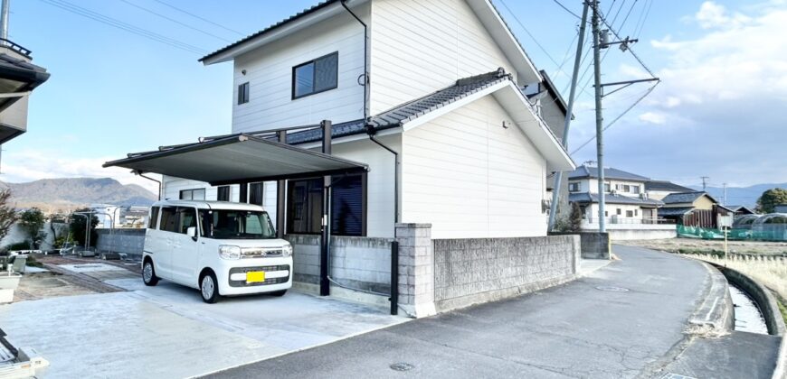 Casa à venda em Nakatadogun, Mannou por ¥43,000/mês