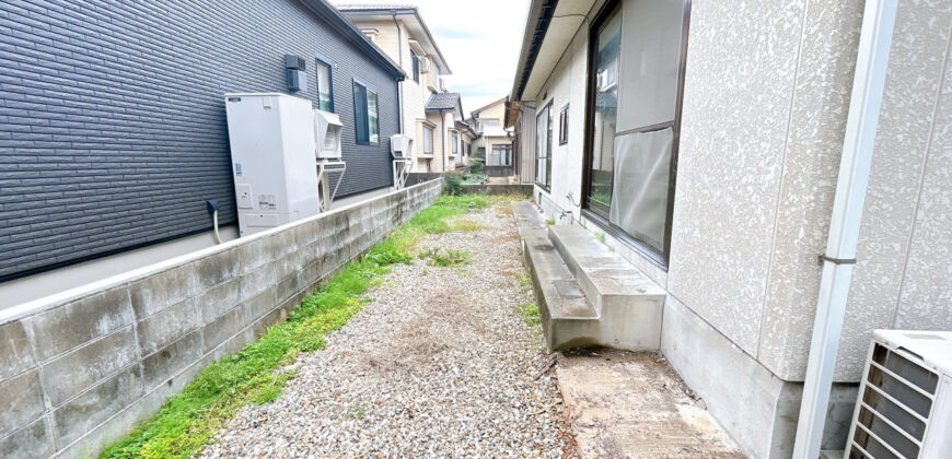 Casa à venda em Fukui, Heights por ¥32,000/mês