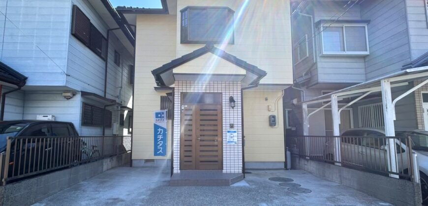 Casa à venda em Kochi, Nagahama por ¥35,000/mês