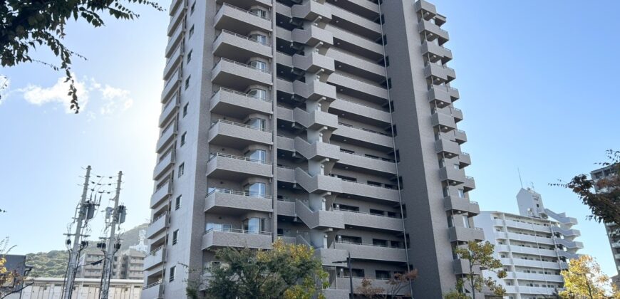 Apartamento à venda em Utazu, Ayauta por ¥57,000/mês