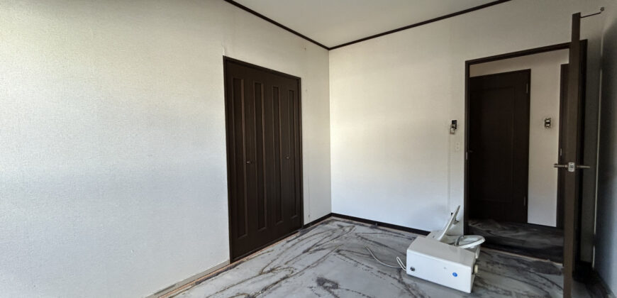 Apartamento à venda em Matsuyama, Wakakusacho por ¥74,000/mês