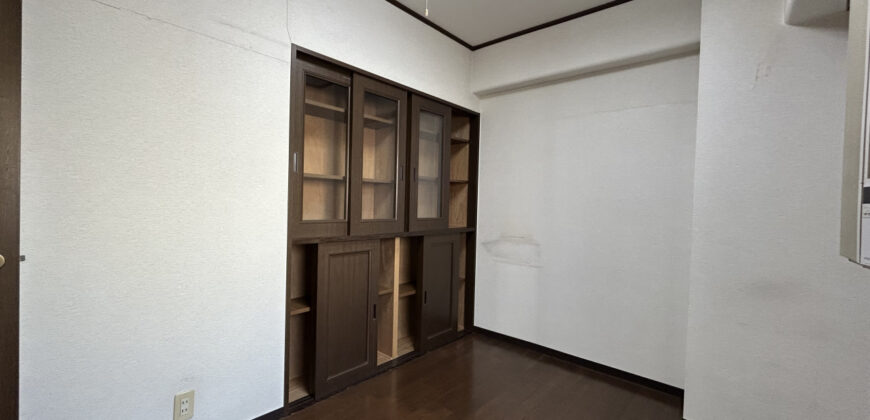 Apartamento à venda em Matsuyama, Wakakusacho por ¥74,000/mês