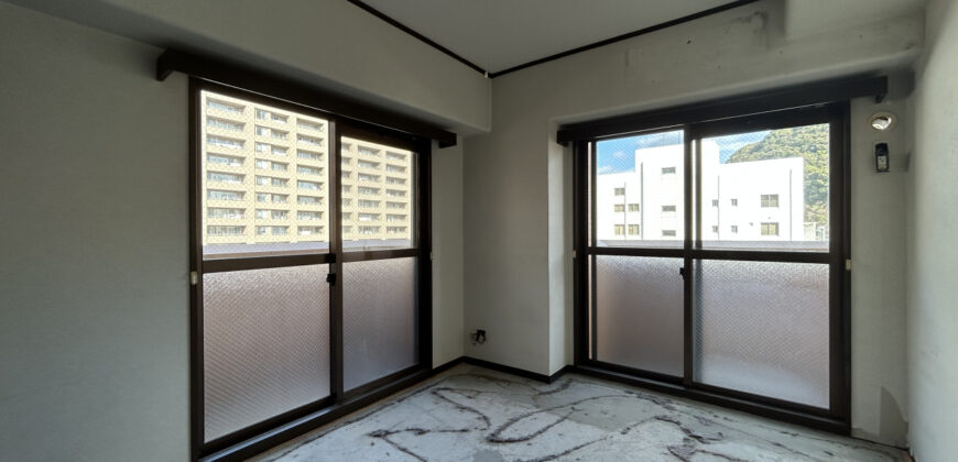 Apartamento à venda em Matsuyama, Wakakusacho por ¥74,000/mês