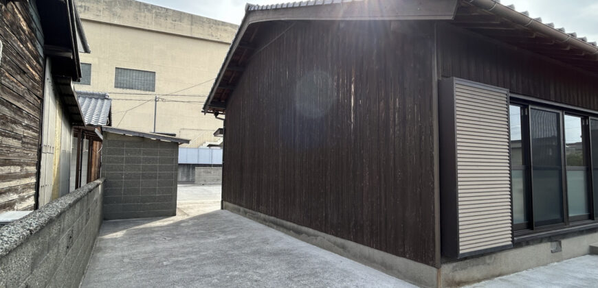 Casa à venda em Shikokuchuo, Kawanoecho por ¥43,000/mês