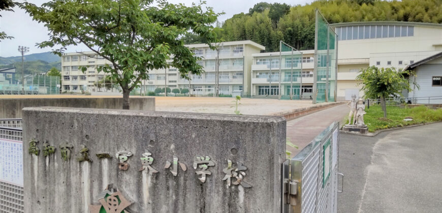 Casa à venda em Kochi, Ichinomiya por ¥57,000/mês