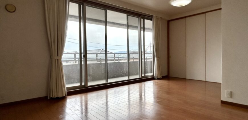 Apartamento à venda em Matsusaka, Suzunomori por ¥60,000/mês